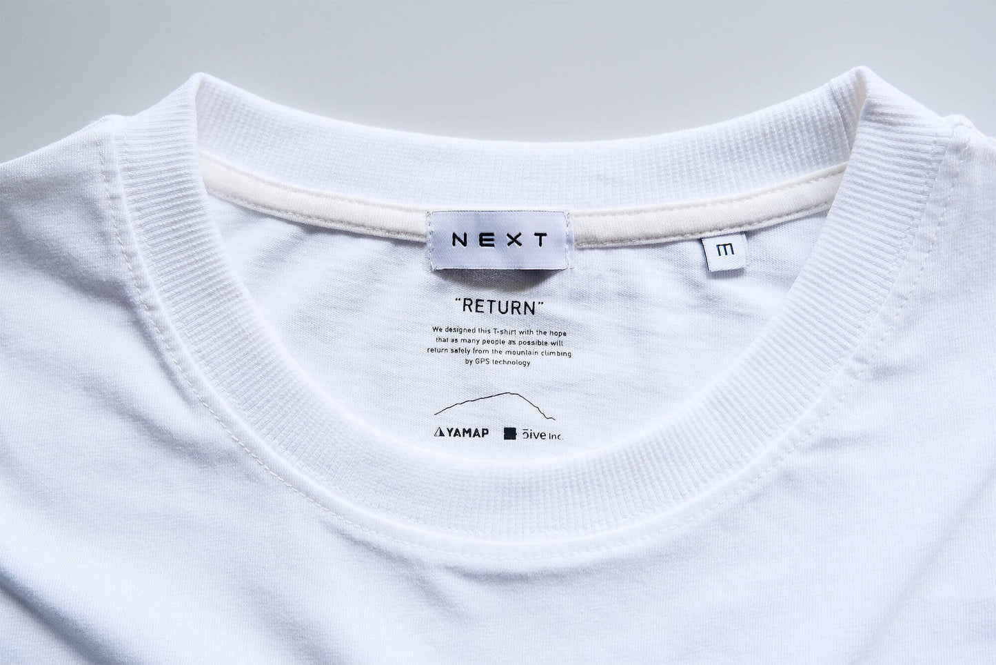 "RETURN" Tシャツ